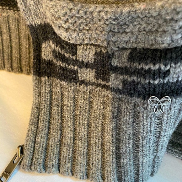 Aritzia TNA Sea to Sky Aztec cabin cardigan in Grey/Black US XS - Picture 7 of 8